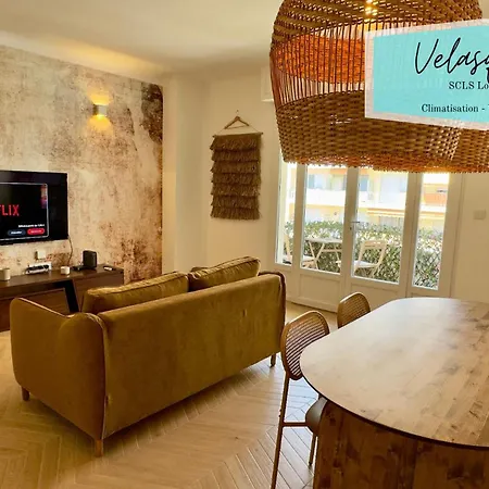 Velasquez Scls - Air Conditioning - Wifi - Baignoire Balnéo Apartamento