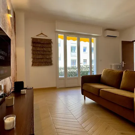 Velasquez Scls - Air Conditioning - Wifi - Baignoire Balneo 公寓 *